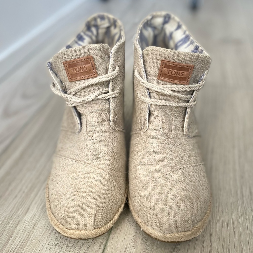 TOMS Tan Wedges with Laces - 6.5